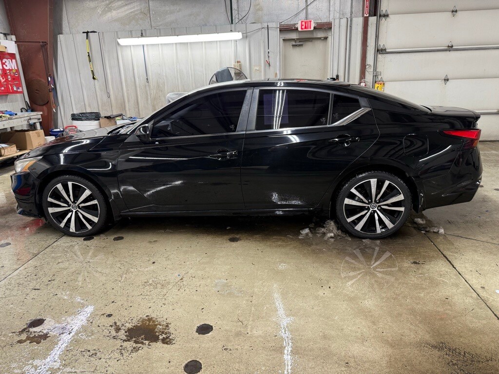 2020 Nissan Altima 2.5 SR photo 4
