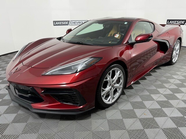 2020 Chevrolet Corvette Stingray 2LT photo 2