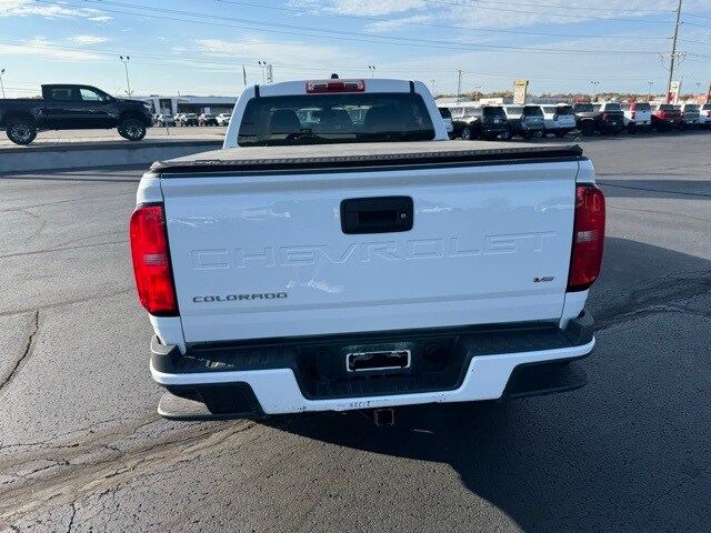 2022 Chevrolet Colorado Work Truck photo 2
