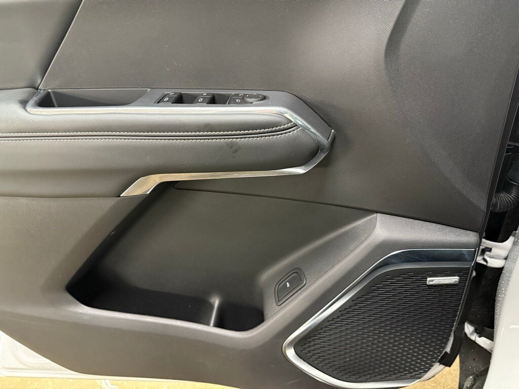 2025 Gmc Acadia Elevation photo 4