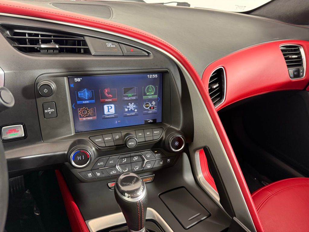 2016 Chevrolet Corvette 3LZ - Photo 18