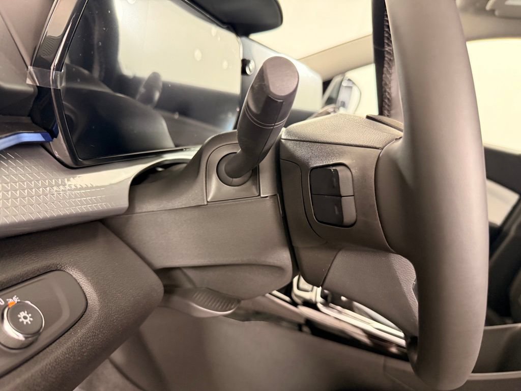 2026 Chevrolet Trax LT - Photo 28