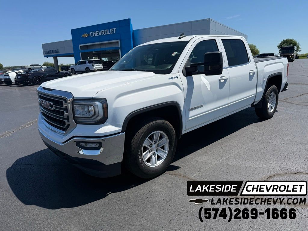 2018 GMC Sierra 4WD Crew Cab Short Box SLE's photo