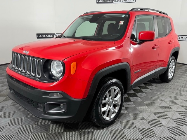 Used 2017 Jeep Renegade Latitude with VIN ZACCJBBB2HPE90287 for sale in Warsaw, IN