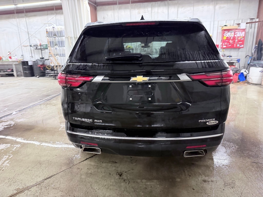 Used 2023 Chevrolet Traverse Premier SUV