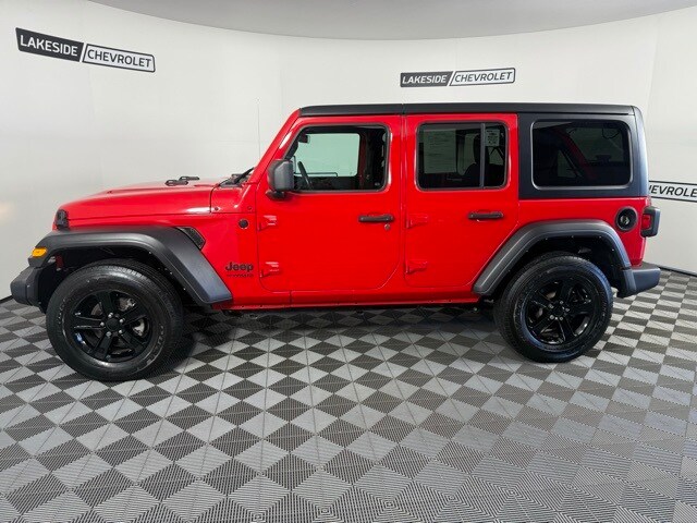 2022 Jeep Wrangler Unlimited Sport Altitude photo 2