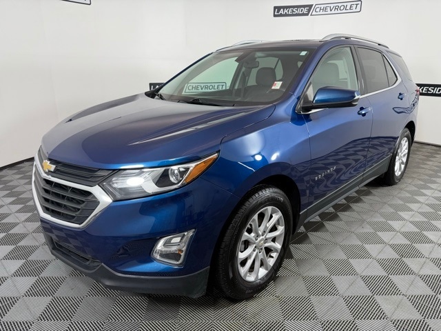 Used 2019 Chevrolet Equinox LT with VIN 2GNAXKEV7K6250935 for sale in Warsaw, IN