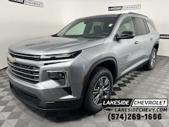 2025 Chevrolet Traverse LT SUV