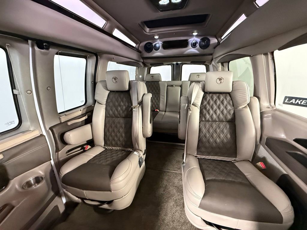 2026 Chevrolet Express Cargo Work Van - Photo 44
