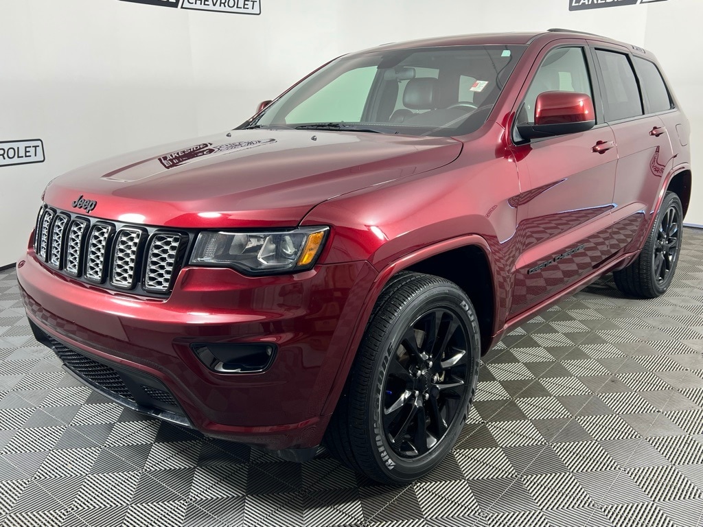 Used 2021 Jeep Grand Cherokee Laredo X with VIN 1C4RJFAG9MC515537 for sale in Warsaw, IN
