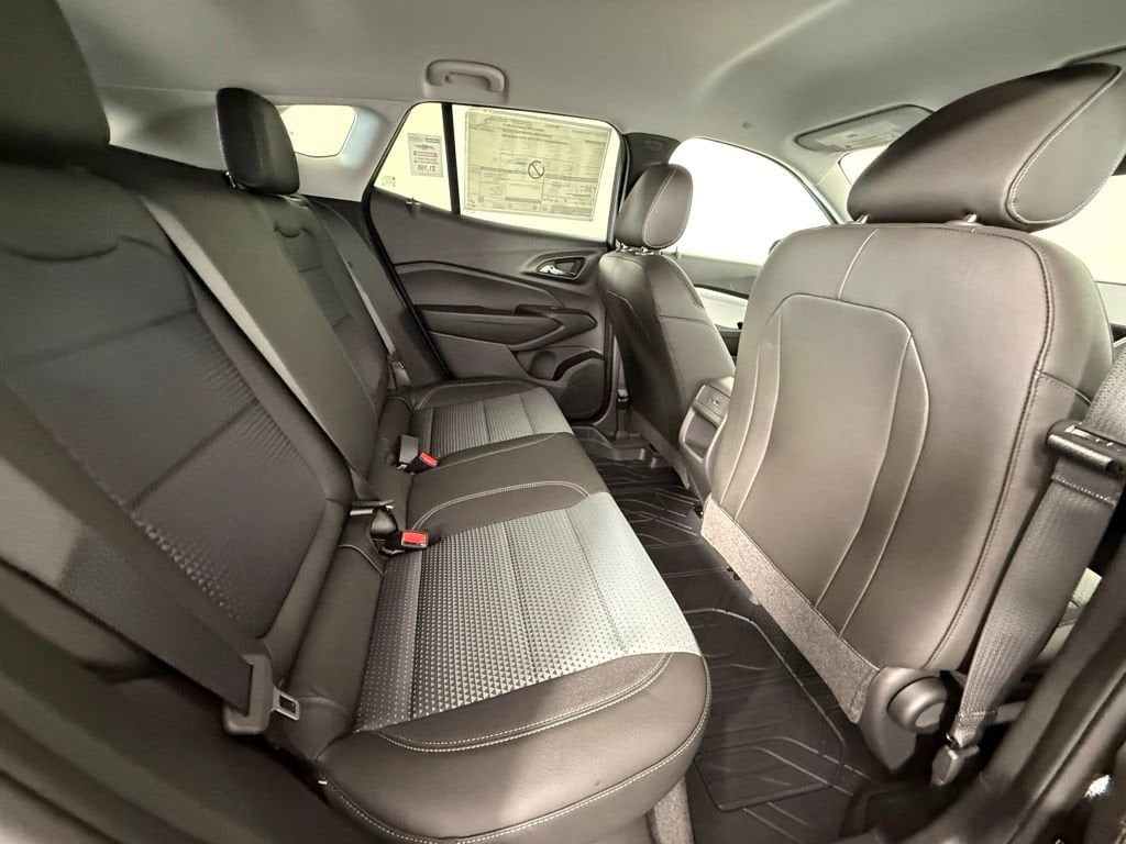 2026 Chevrolet Trax LT - Photo 15