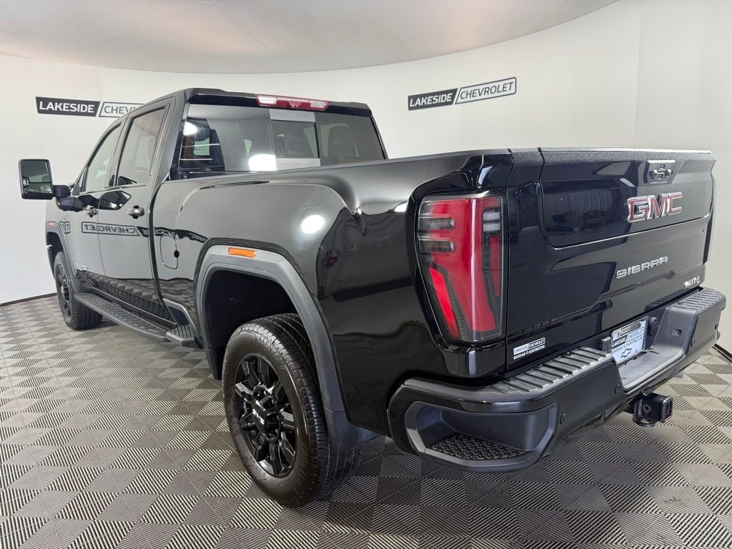 Used 2024 GMC Sierra 2500HD AT4 Truck