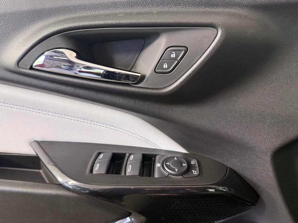 2026 Chevrolet Trax LT - Photo 18