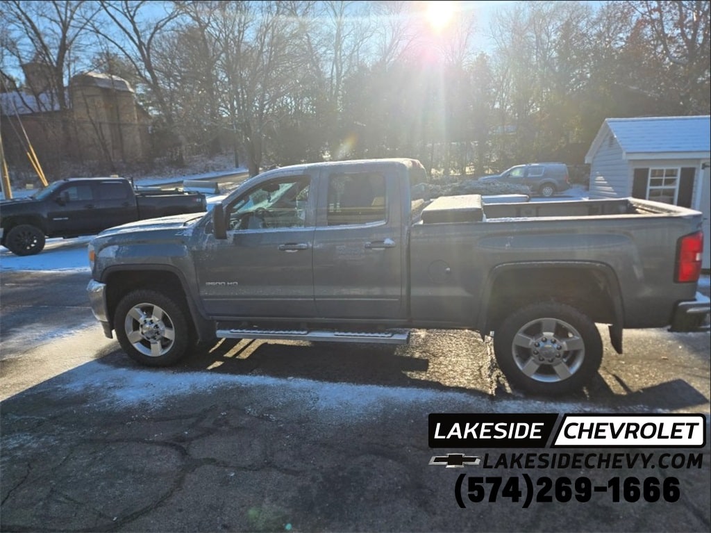 2015 GMC Sierra 2500HD SLE's photo