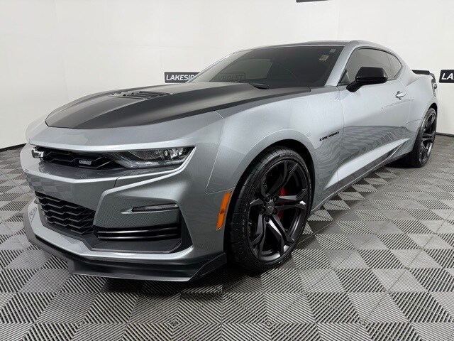 2023 Chevrolet Camaro SS photo 2