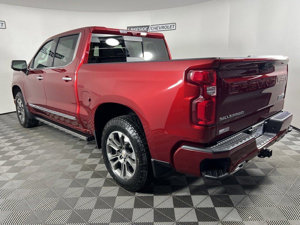 2025 Chevrolet Silverado 1500 High Country photo 4