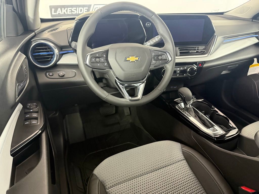 2026 Chevrolet Trax LT - Photo 17