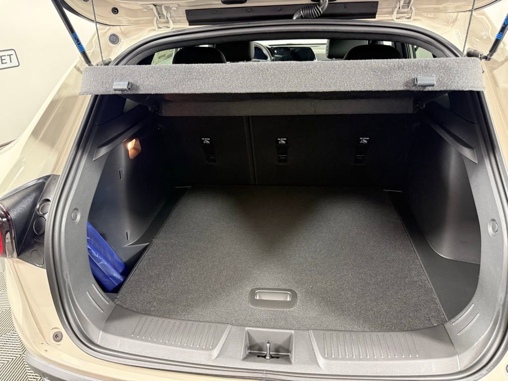 2026 Chevrolet Trax RS - Photo 11