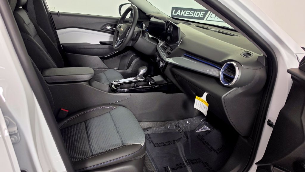 2026 Chevrolet Trax LT - Photo 27