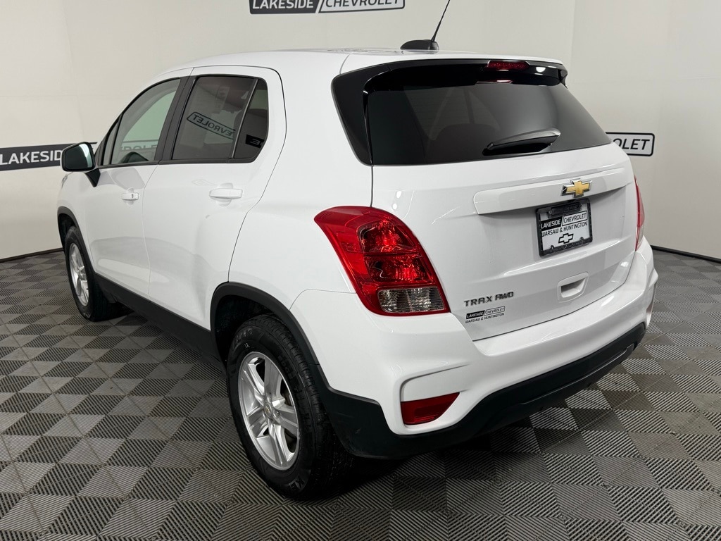 Used 2022 Chevrolet Trax LS SUV