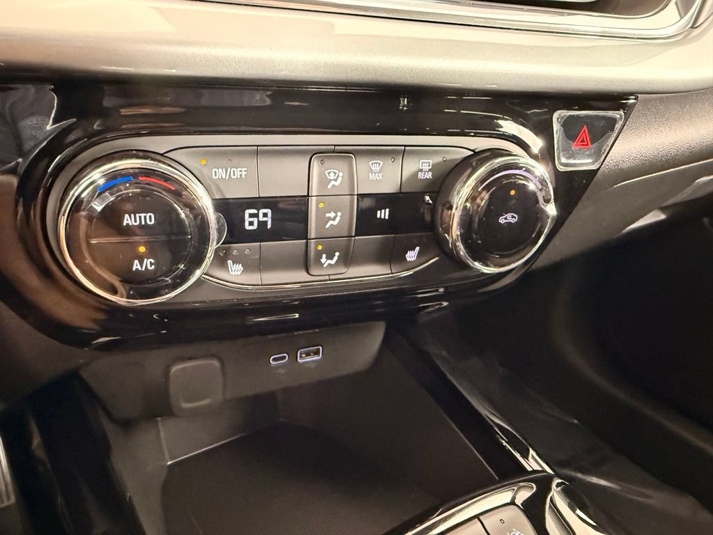 2026 Chevrolet Trax LT - Photo 30