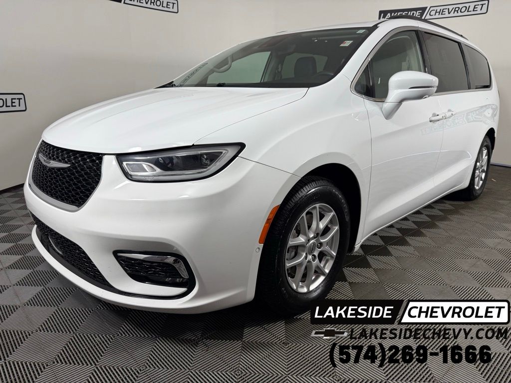 2022 Chrysler Pacifica Touring L