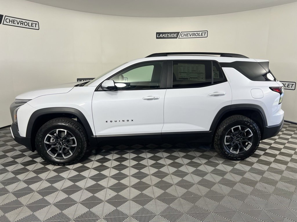 2026 Chevrolet Equinox ACTIV photo 2
