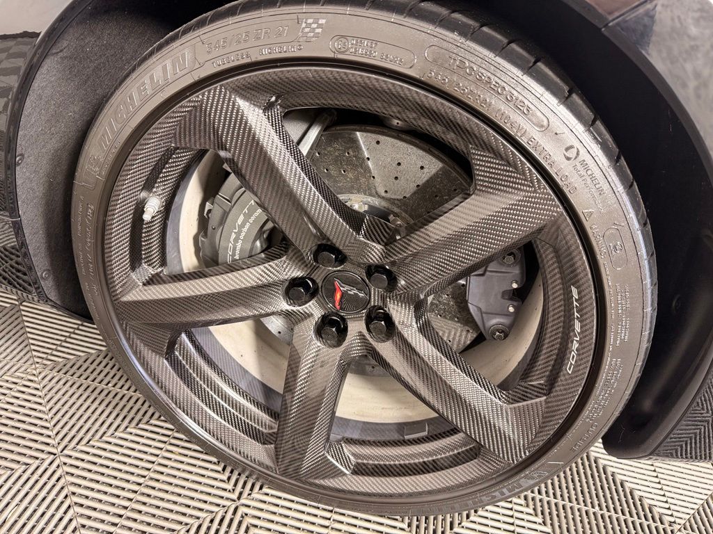 2023 Chevrolet Corvette 3LZ - Photo 14