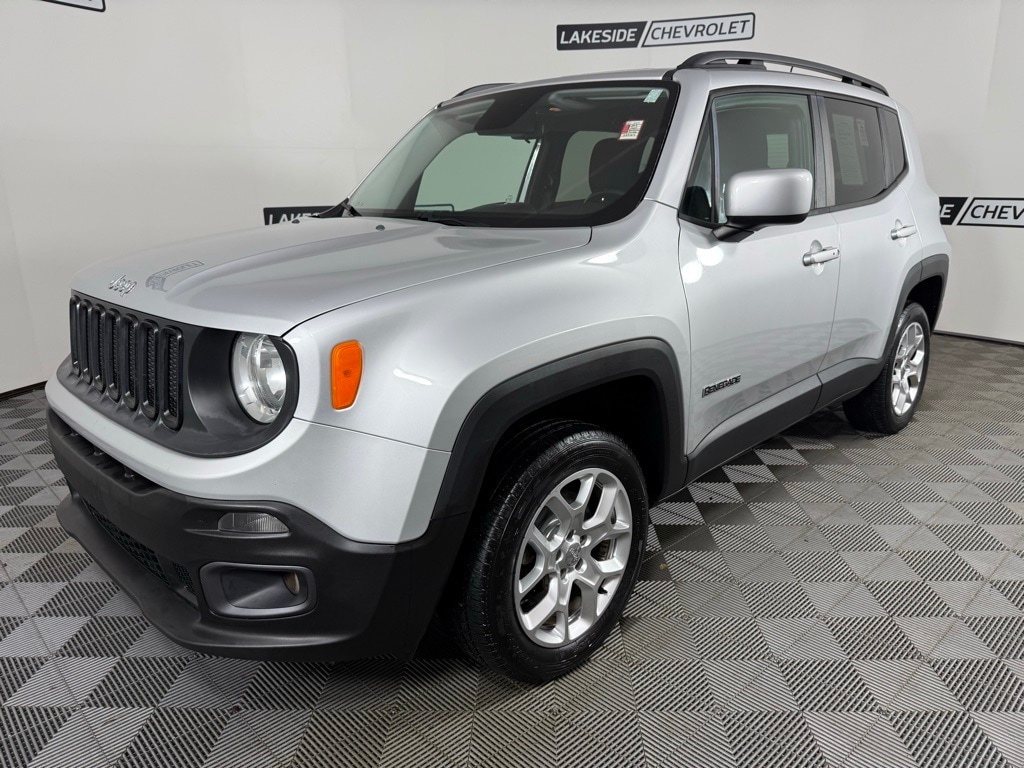 Used 2017 Jeep Renegade Latitude SUV