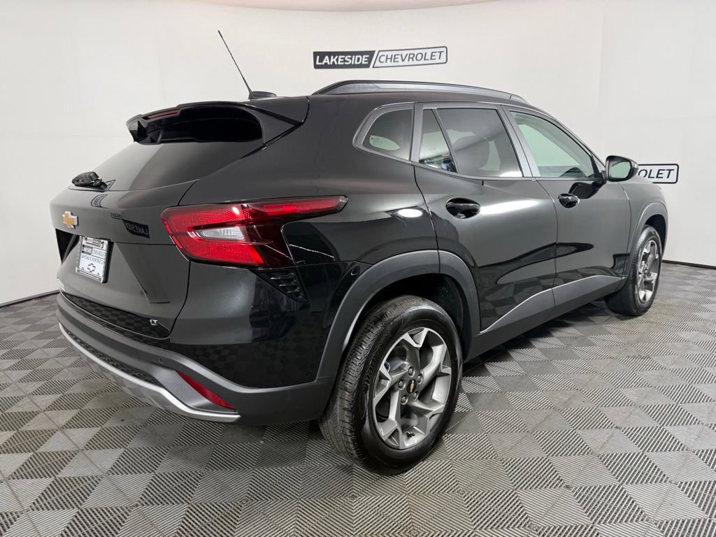 2026 Chevrolet Trax LT - Photo 6