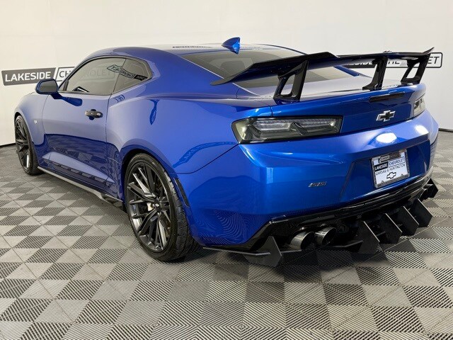 2017 Chevrolet Camaro 1SS photo 4