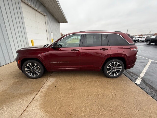 2022 Jeep Grand Cherokee Overland 4xe photo 2