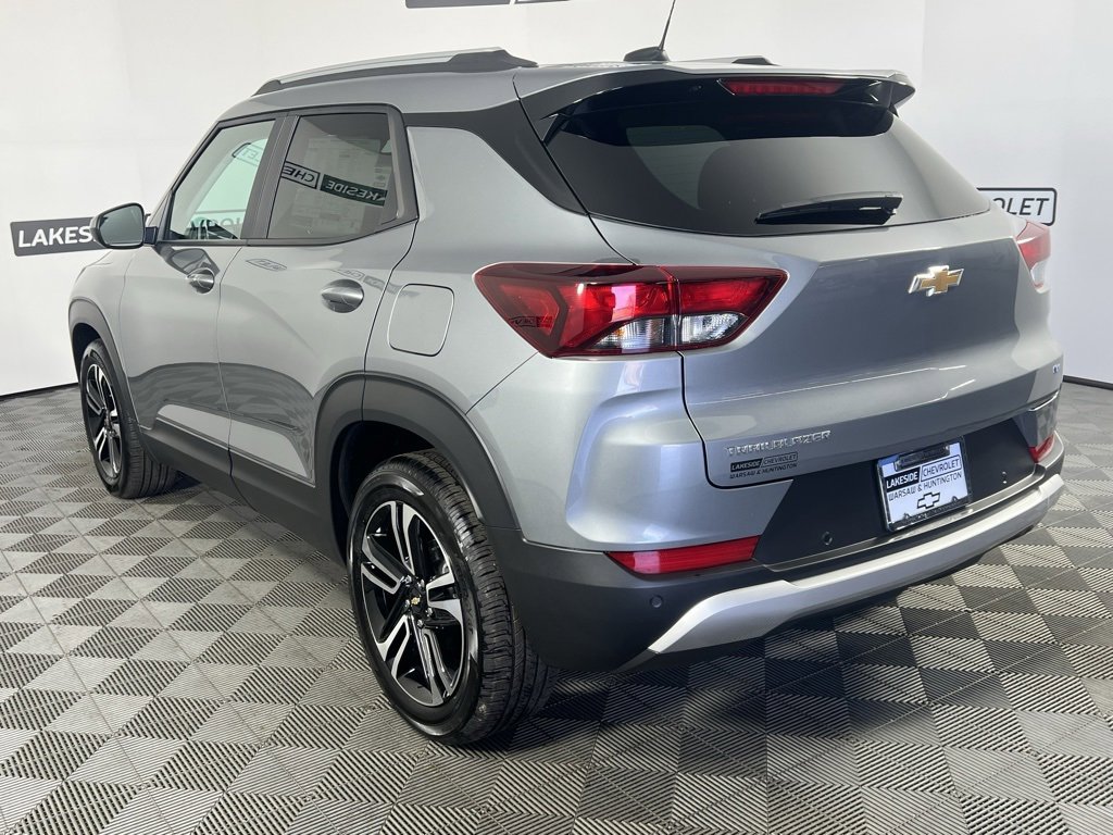 2025 Chevrolet Trailblazer LT photo 4