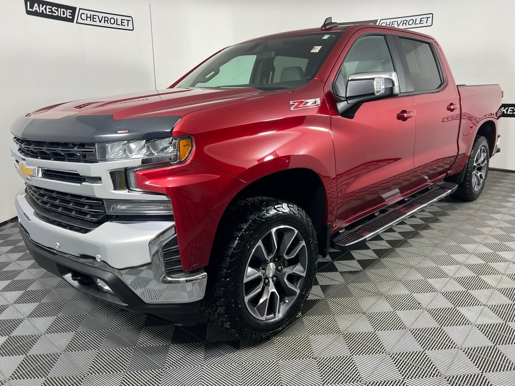 Used 2019 Chevrolet Silverado 1500 LT with VIN 3GCUYDED4KG107886 for sale in Warsaw, IN