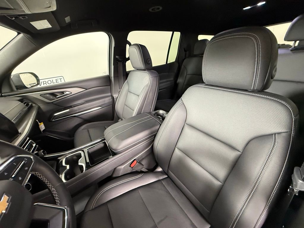 2025 Chevrolet Traverse LT - Photo 26