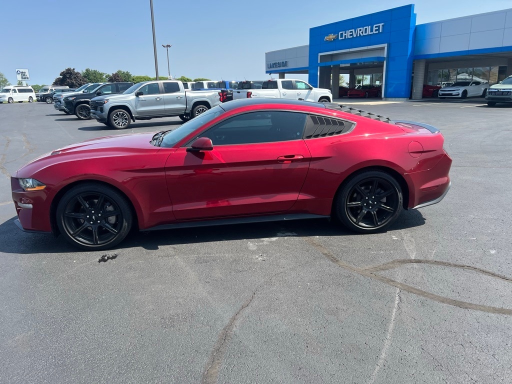 Used 2018 Ford Mustang EcoBoost with VIN 1FA6P8TH5J5160651 for sale in Warsaw, IN