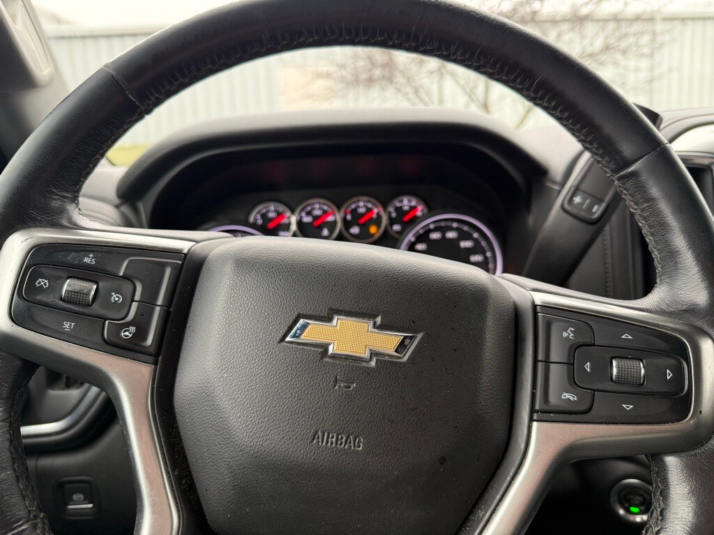 2020 Chevrolet Silverado 1500 LT photo 4