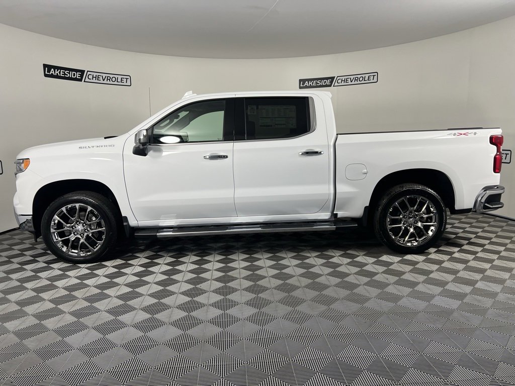 2026 Chevrolet Silverado 1500 LTZ photo 2