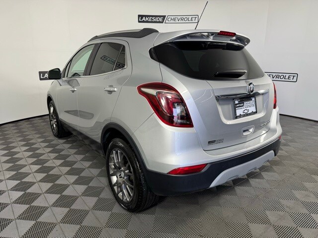 2019 Buick Encore Sport Touring photo 2