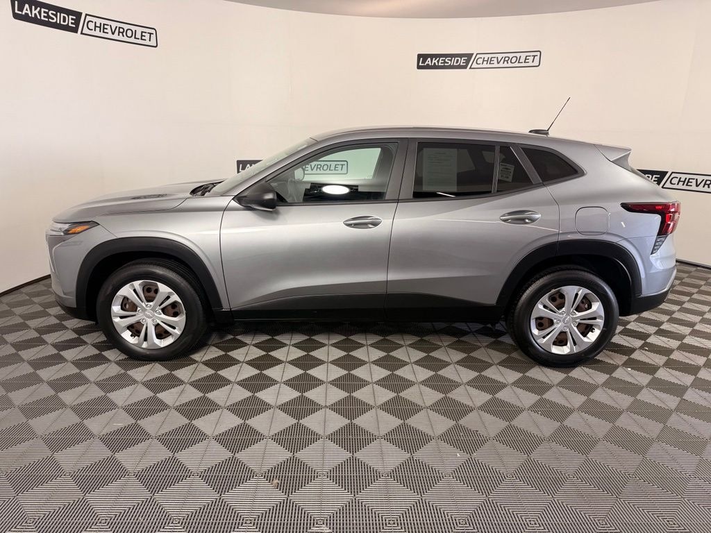 Used 2024 Chevrolet Trax LS SUV