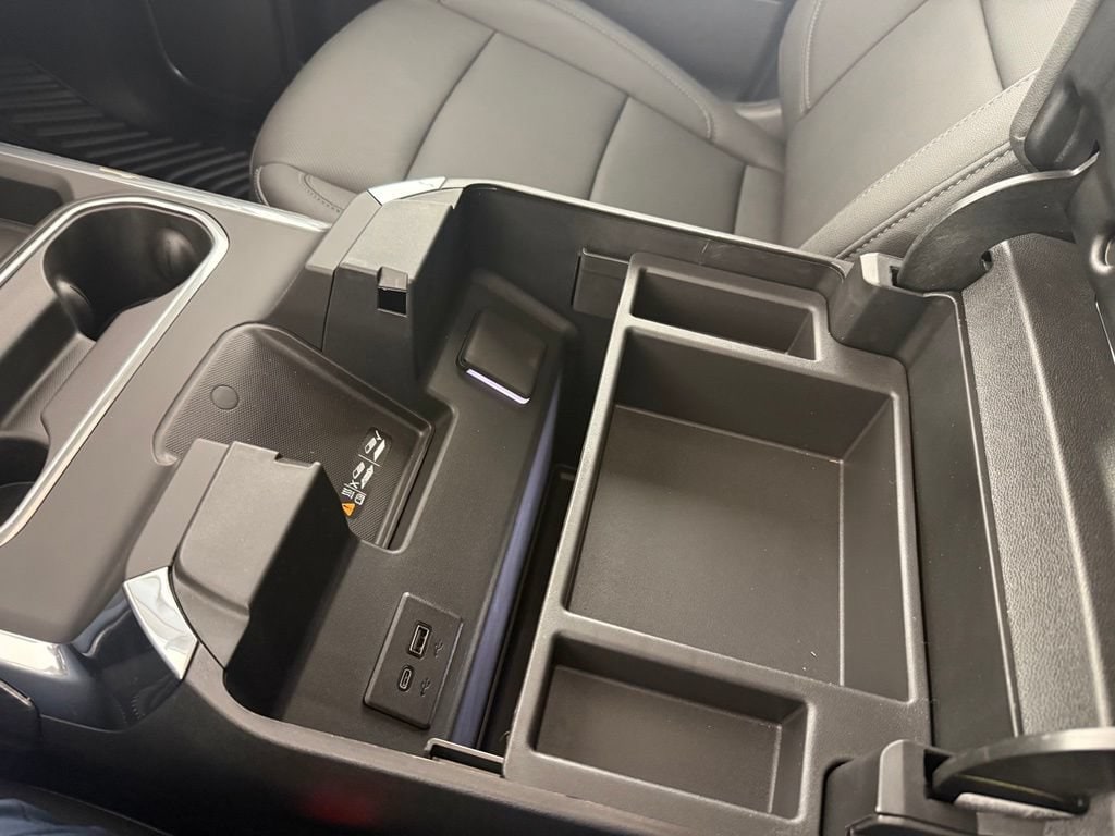 2026 Chevrolet Silverado 3500 HD LTZ - Photo 33