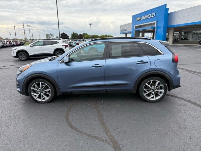 2022 Kia Niro Touring Special Edition photo 2