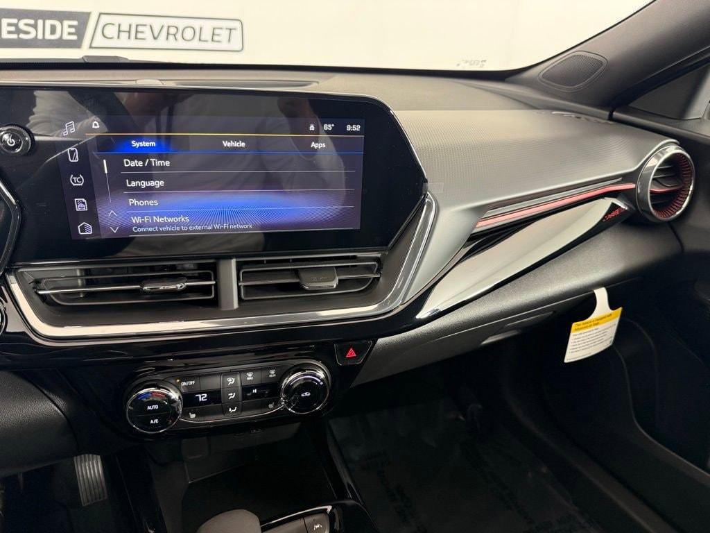 2026 Chevrolet Trax RS - Photo 25
