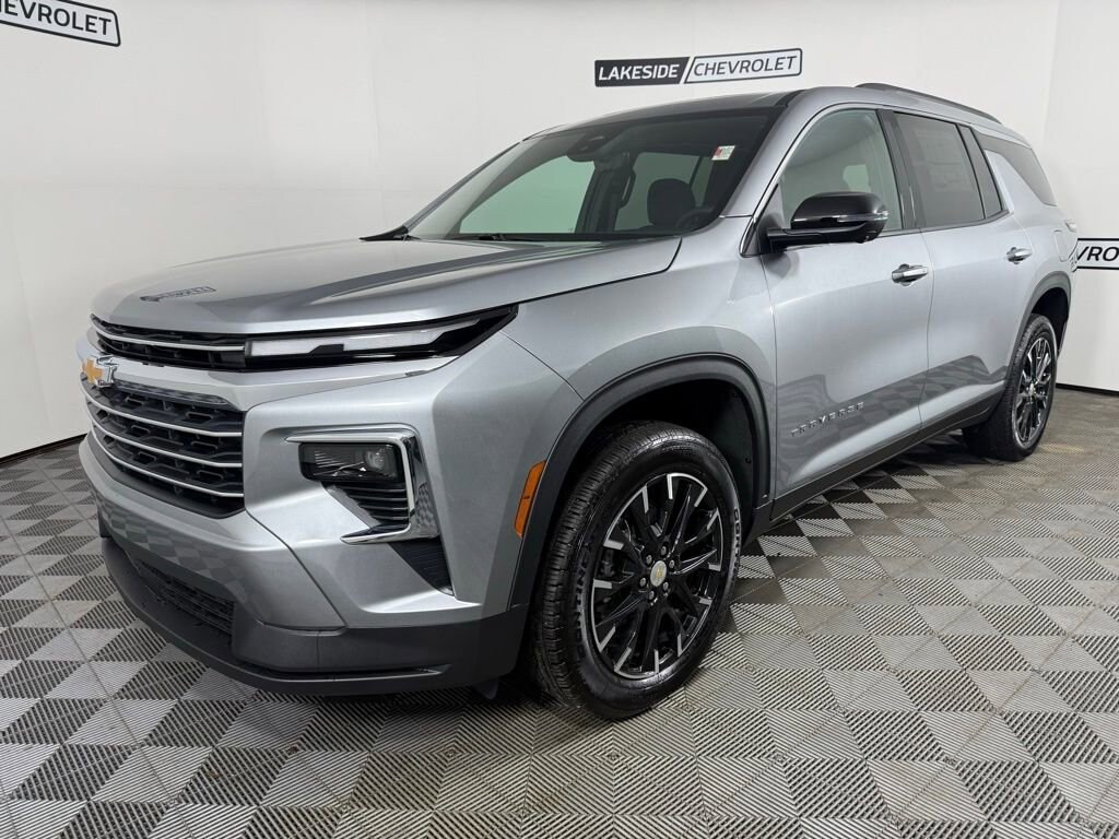 New 2026 Chevrolet Traverse LT SUV