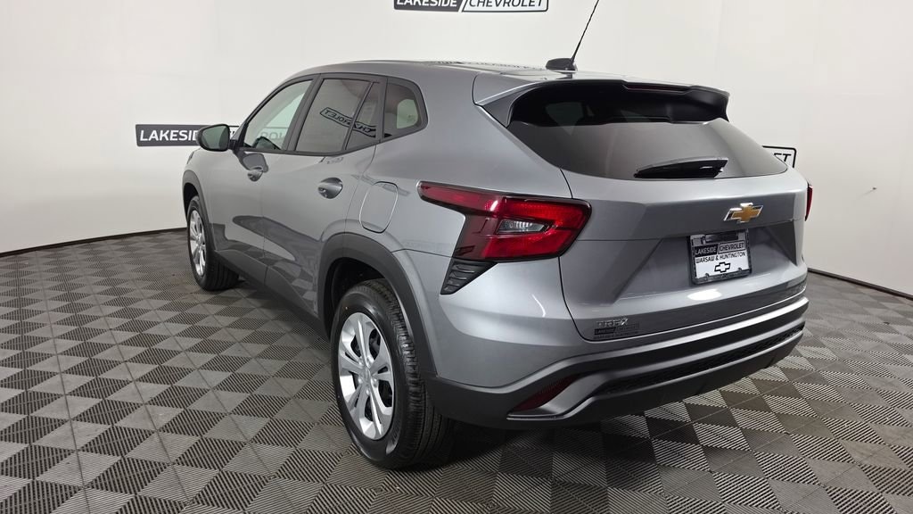 New 2026 Chevrolet Trax LS SUV