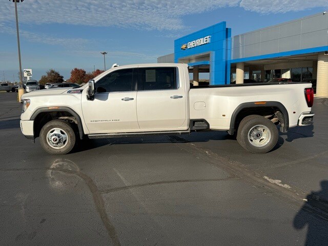 2022 Gmc Sierra HD Denali photo 2