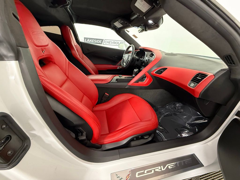 2016 Chevrolet Corvette 3LZ - Photo 14