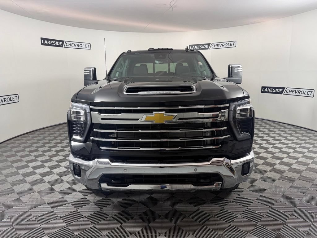 2026 Chevrolet Silverado 3500 HD LTZ - Photo 9