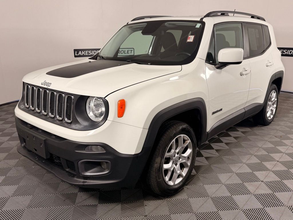 Used 2015 Jeep Renegade Latitude with VIN ZACCJBBTXFPB47118 for sale in Warsaw, IN