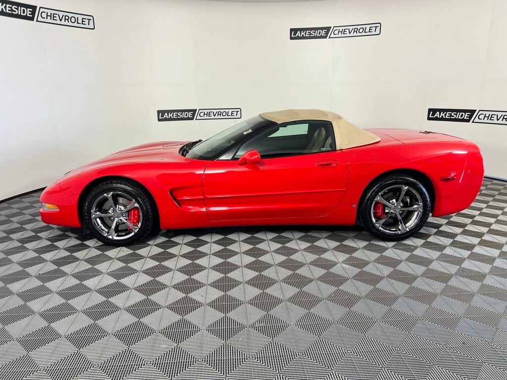 2004 Chevrolet Corvette Base Convertible photo 4